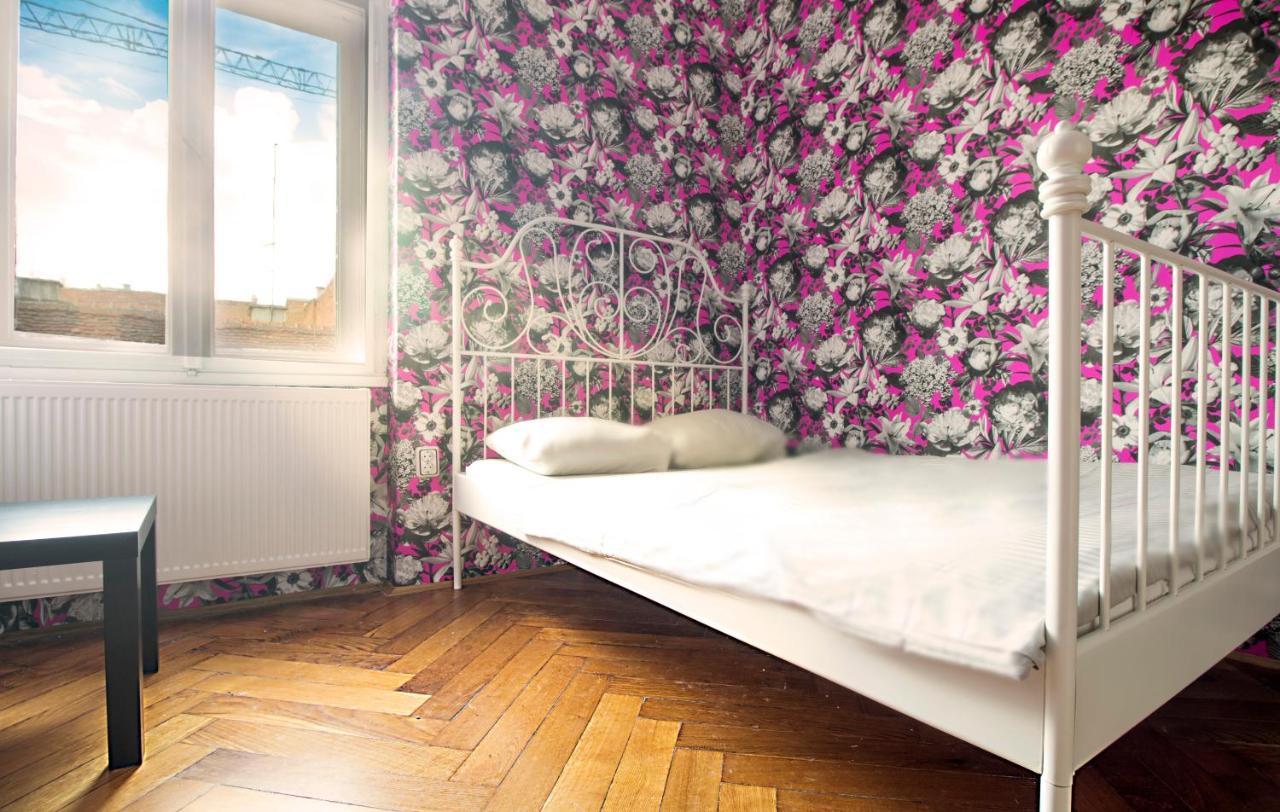 Guesthouse Centar 2 Zagreb Ngoại thất bức ảnh