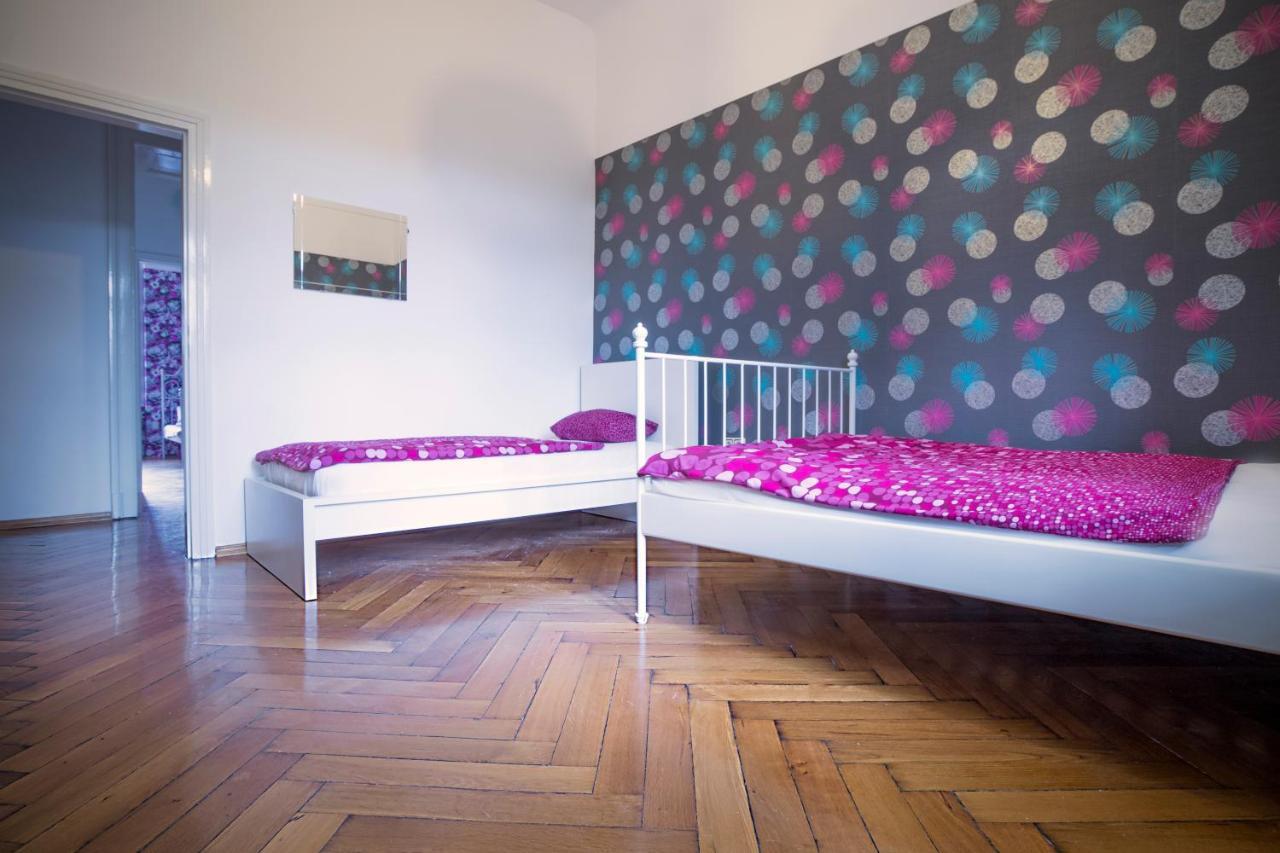 Guesthouse Centar 2 Zagreb Ngoại thất bức ảnh