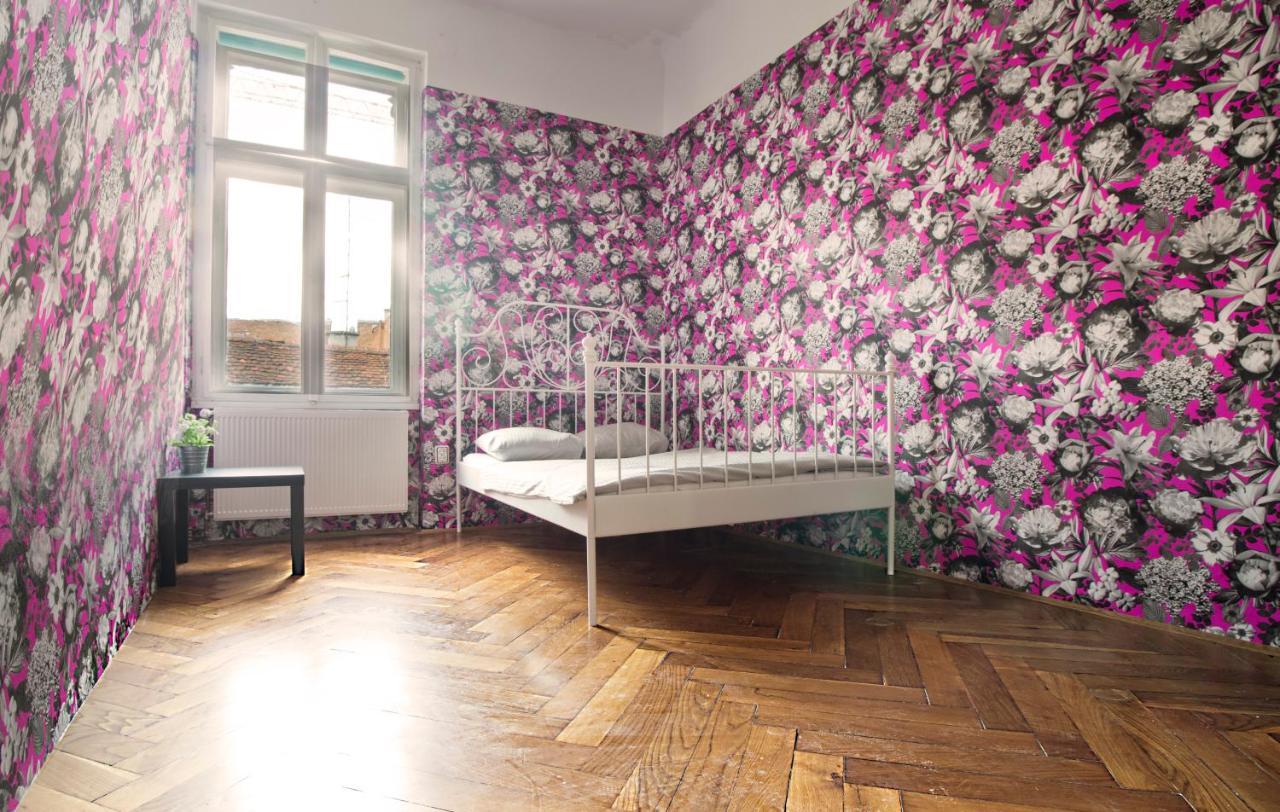 Guesthouse Centar 2 Zagreb Ngoại thất bức ảnh