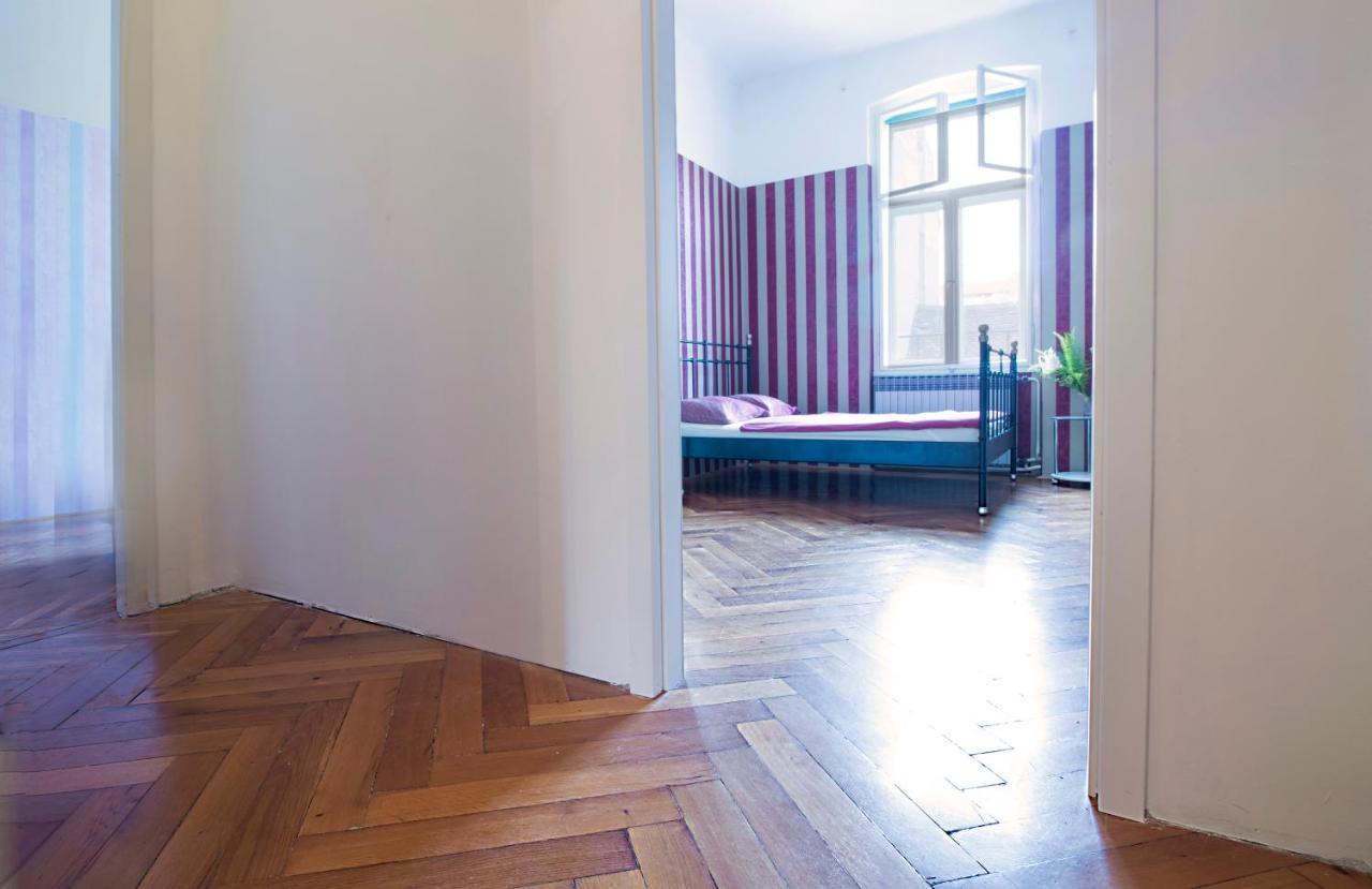 Guesthouse Centar 2 Zagreb Ngoại thất bức ảnh