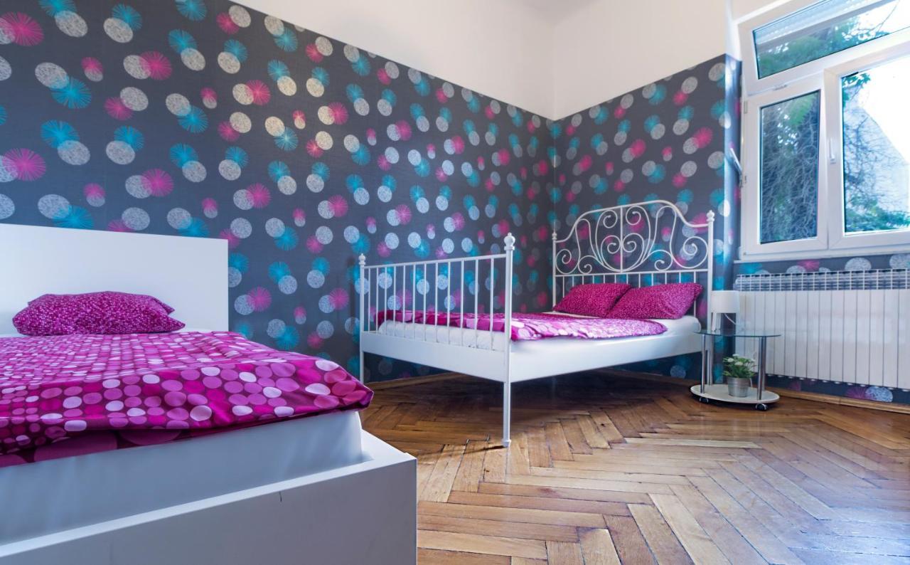 Guesthouse Centar 2 Zagreb Ngoại thất bức ảnh
